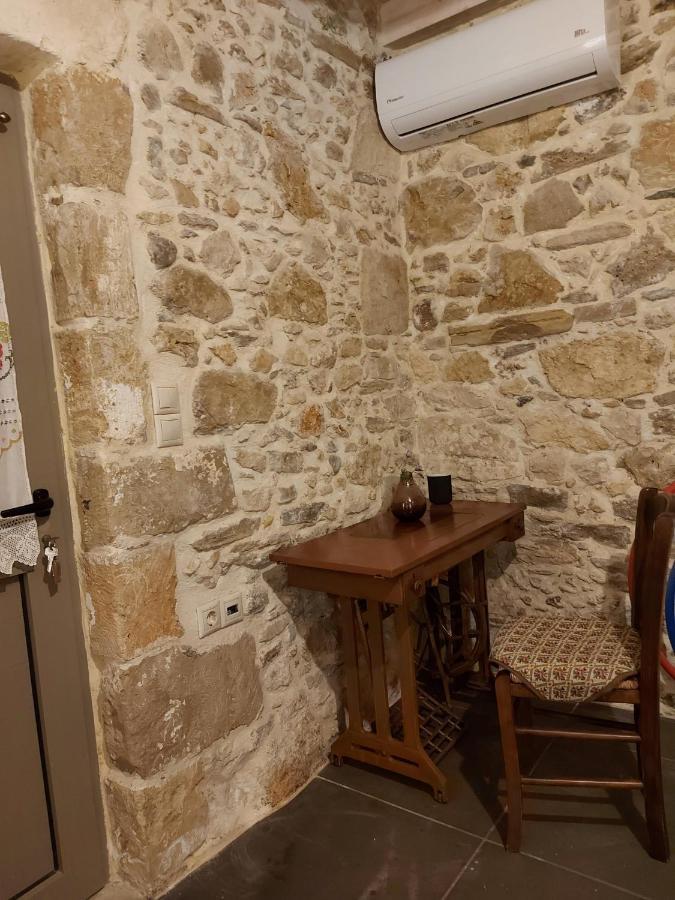 Mouri Village Aikirgiannis Eksteriør bilde